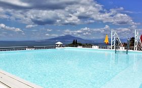 Boutique Hotel Helios (Adults Only)